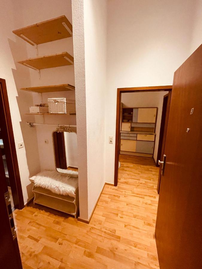 Retro Appartement Im Herzen Von Koeln Deutz Luaran gambar